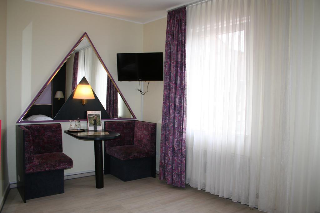 Landhotel Gross Schneer Hof Friedland  Exterior foto